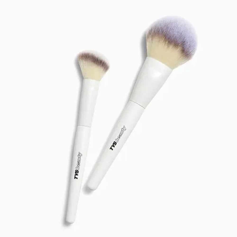 TYS BEAUTY
Treat Yourself Brush Set